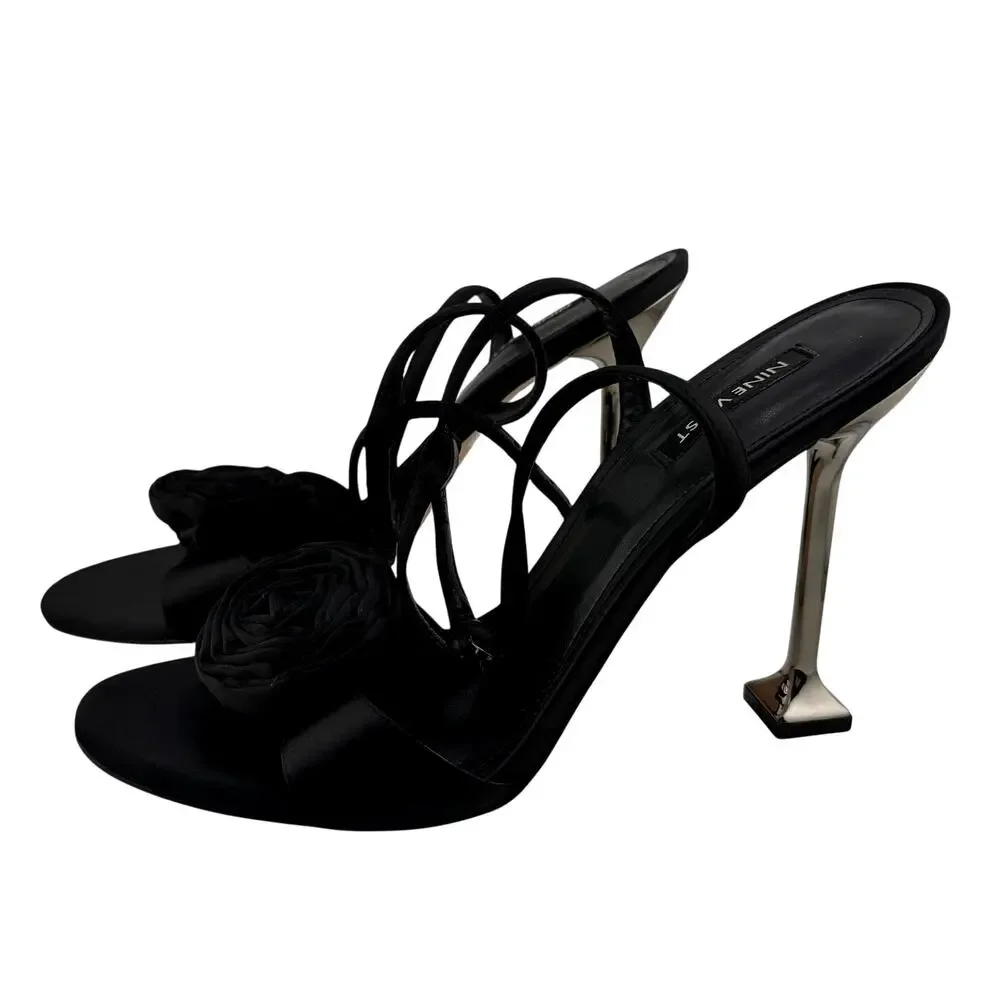 Nine West Neve Rosette Ankle Strap Black Heel Sandals Size 9.5 Ladies Shoes